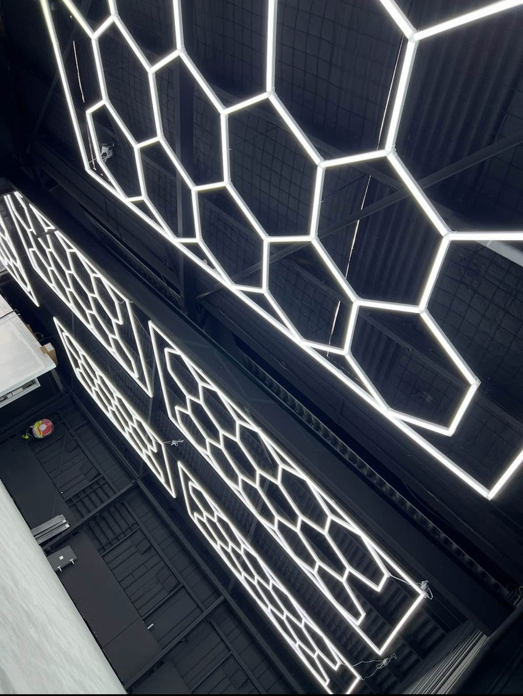 14 Grid Hexagon Light Set with Border