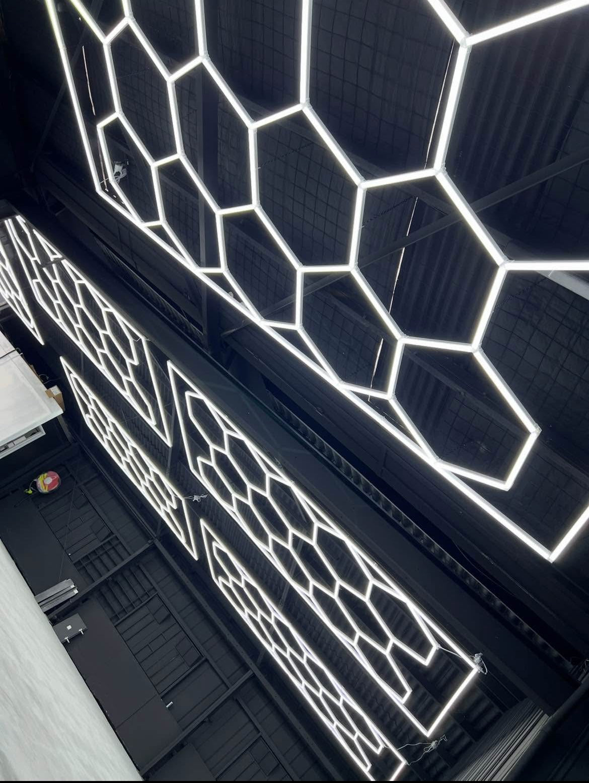 14 Grid Hexagon Light Set with Border